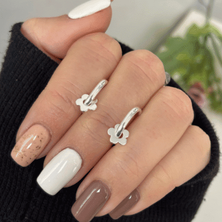 Aros con dije Flor